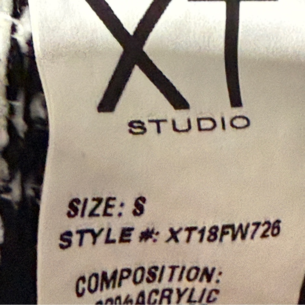 XT Studio Chic Black and White Plaid Open Cardigan, Sz S. - Picture 9 of 10